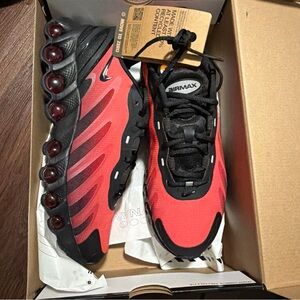 Nike Air Max DN8 Black University Red Sz 9 Men . 10.5 Women